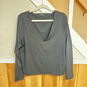 Old Navy Black V neck long sleeve top
